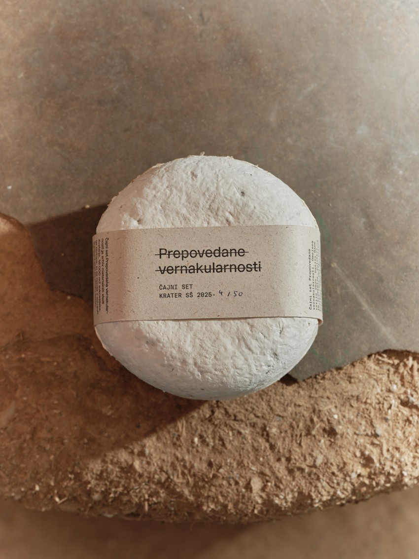 čajni set prepovedane vernakularnosti-photo